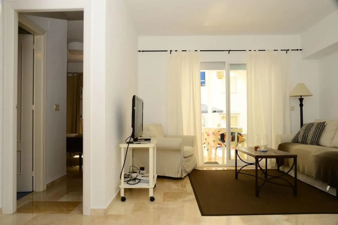 Nice Apartment In Fuentes De Nerja