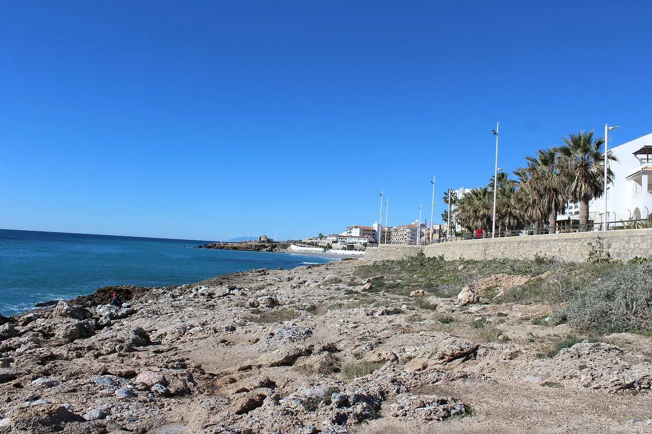 Nice Apartment In Fuentes De Nerja